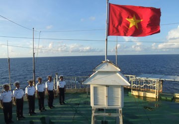 Cảnh giác bẫy “gác tranh chấp, cùng khai thác”