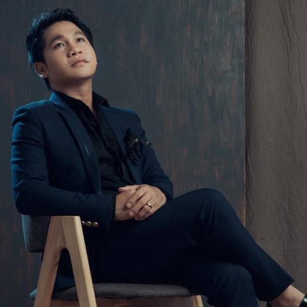 Trọng Tấn lần đầu tiên làm liveshow cùng ban nhạc Anh Em
