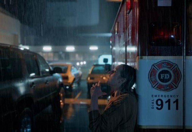 'Kẻ vô hình' khoác áo mới trong trailer rùng rợn gây ám ảnh