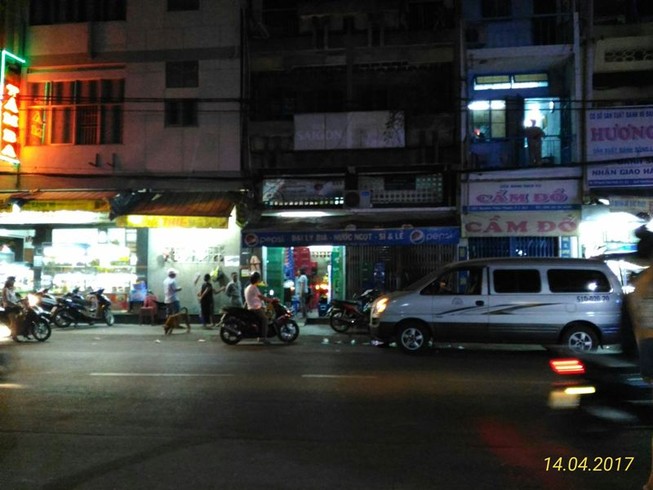 Quận 3: Giang hồ đòi nợ thuê xộc vô nhà dân đòi phá cửa