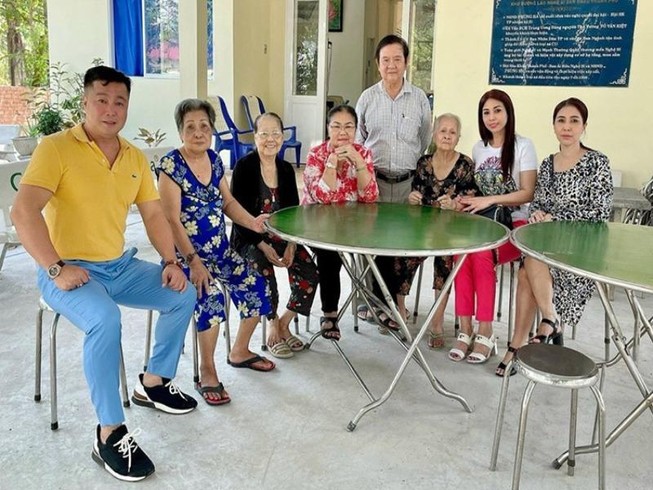 Gia đình Lý Hùng góp nửa tỉ tu sửa Viện Dưỡng lão Nghệ sĩ