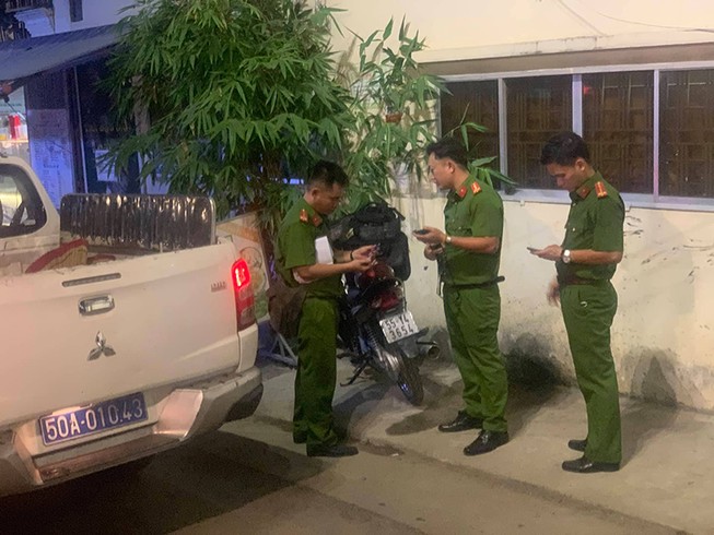 Đánh nhau vì bãi nước bọt, tài xế GoViet tử vong