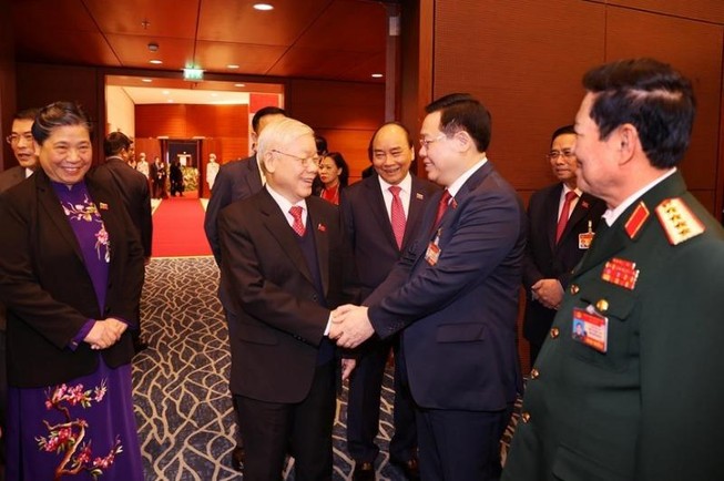 Các đại biểu bước vào phiên trù bị Đại hội XIII