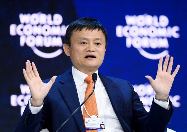 Giáo viên dạy hoá Trung Quốc thành tỉ phú USD