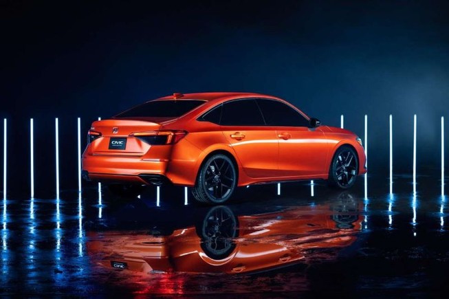 Honda Civic 2022 đập mặt làm lại chiều lòng khách hàng già