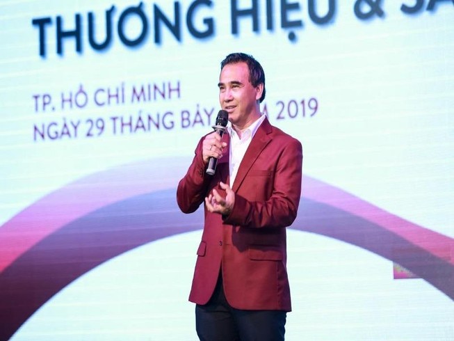 Quyền Linh tuyên bố giải nghệ đi kinh doanh?