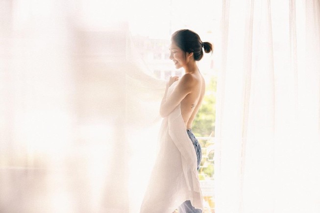 Ammy Minh Khuê trở lại mạnh mẽ sau những đồn đại hết thời