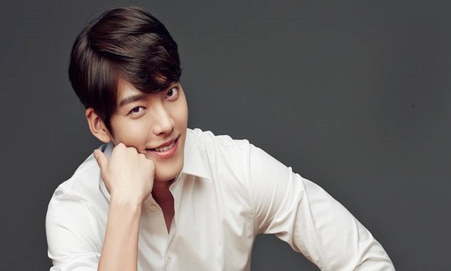 Kim Woo Bin trở lại màn ảnh truyền hình qua các phim tài liệu