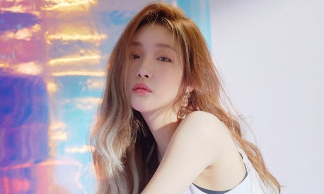 Kim Chung Ha khiến vũ công của mình hạnh phúc nhất thế giới