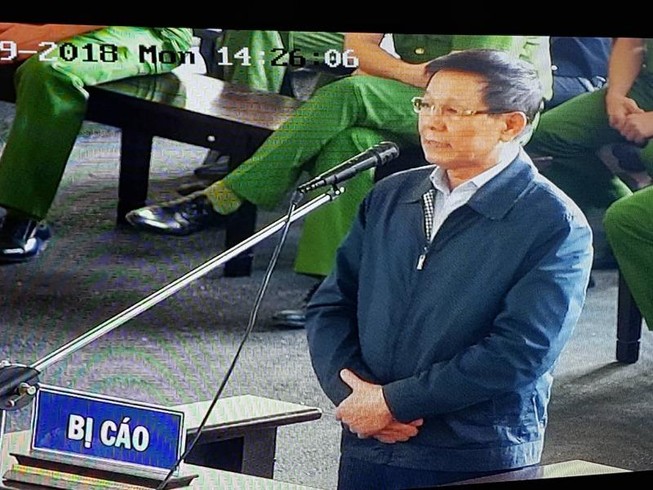 Bắt đầu xét hỏi ông Phan Văn Vĩnh: Bị cáo hết sức hối hận!