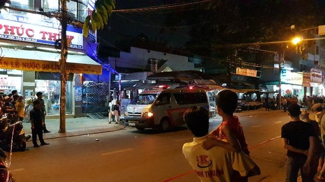 Cãi nhau trong đêm, vợ đâm chồng chết tại chỗ