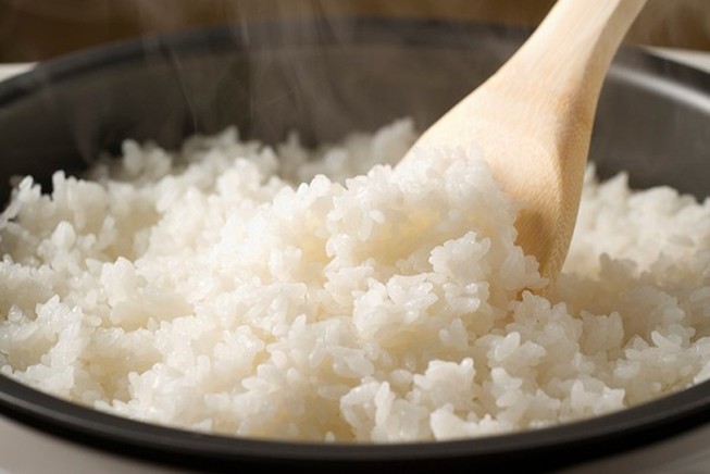 Cách tránh ngộ độc khi bảo quản, hâm nóng thức ăn