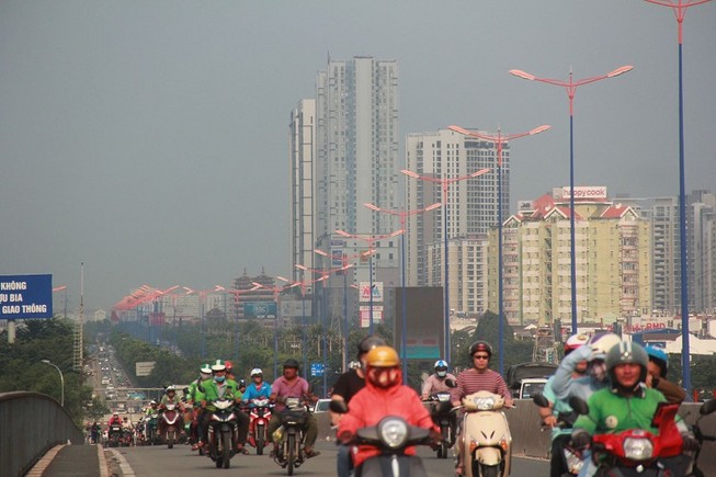 Đề xuất kiểm định khí thải tất cả xe gắn máy
