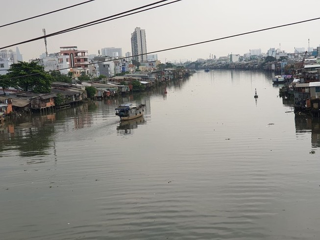 Nhiều biện pháp phòng, chống sạt lở kênh, rạch tại TP.HCM