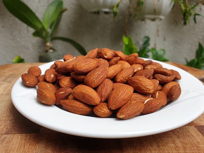 Vì sao người tiểu đường nên ăn hạt hạnh nhân?