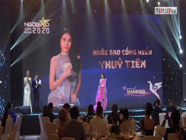 Video: Thủy Tiên, Jack được vinh danh Ngôi sao của năm 2020