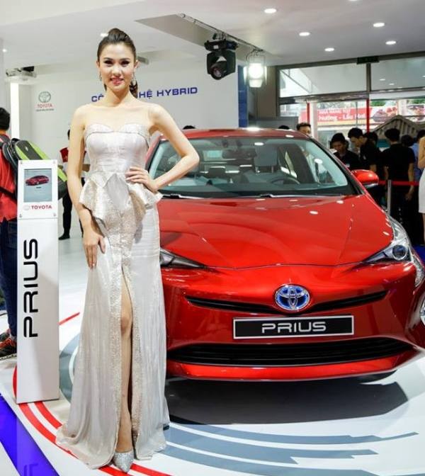 Vì sao Toyota, Honda tạm ngừng xuất ô tô sang Việt Nam?