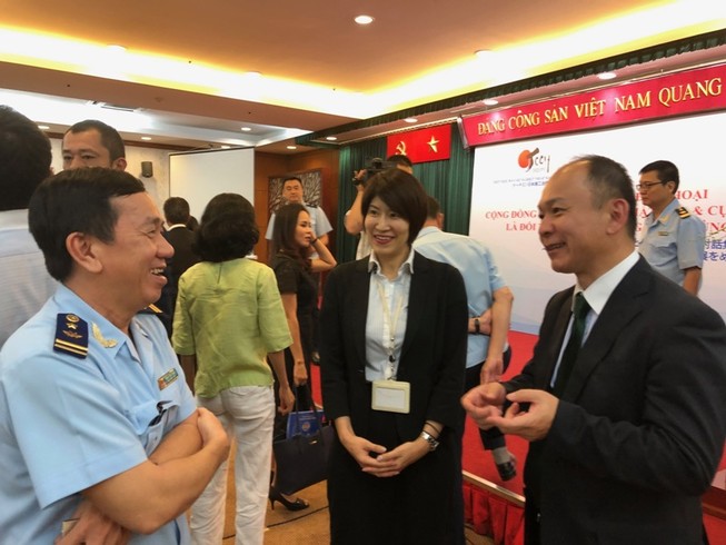 Hậu quả khôn lường do dịch vụ hải quan... chui