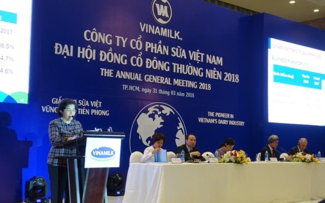 2 đại gia 'giành giật' mua cổ phiếu bò sữa Vinamilk