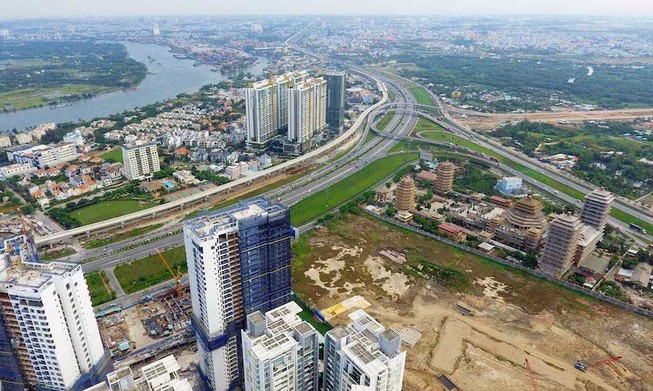 Vốn ngoại đổ vào bất động sản tăng 400%