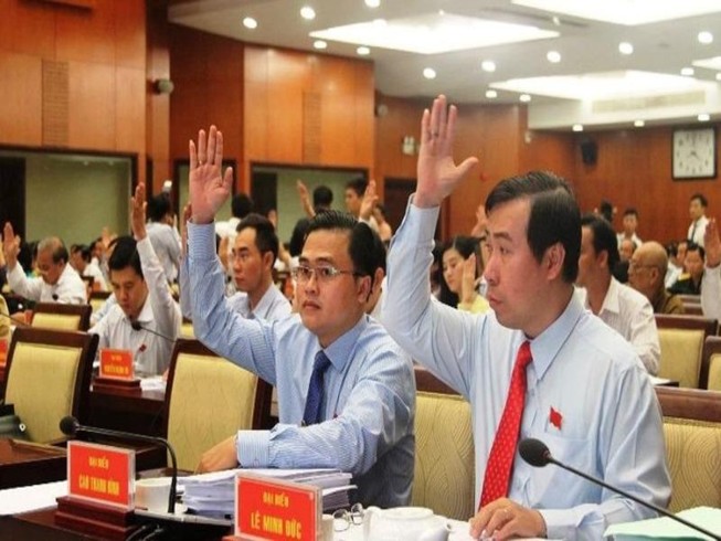 TP.HCM đề xuất chi 2.342 tỉ tăng thu nhập cho cán bộ