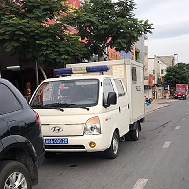Công an bắt giám đốc Công ty Địa ốc Hưng Thịnh Phát