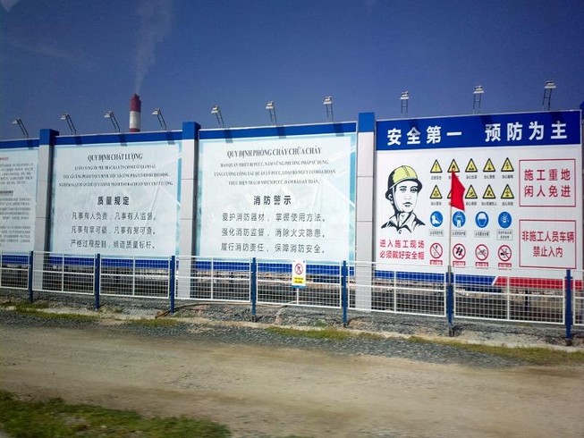 Cách ly tài xế và nhân viên nhà hàng xét nghiệm virus Corona