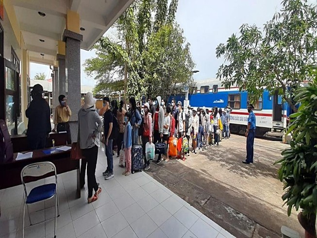 Bình Thuận cách ly tại nhà 110 người, 79 mẫu âm tính