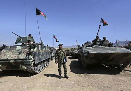 Ấn Độ mua vũ khí cho Afghanistan