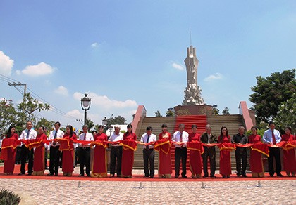 Khánh thành tượng đài nghĩa sĩ Cần Giuộc