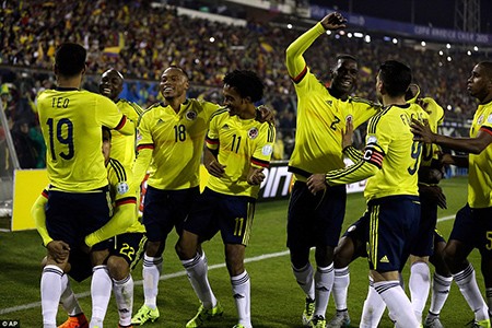 Neymar nhận thẻ đỏ, Brazil thua sốc trước Colombia