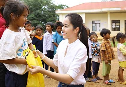 Trung thu là tết đoàn viên hay tết thiếu nhi?