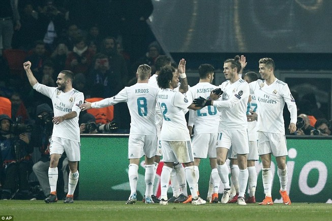 Verratti bị đuổi, PSG đuối và bị Real Madrid loại