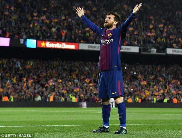 Vượt Ronaldo, Messi giành chiếc giày vàng châu Âu lần thứ năm