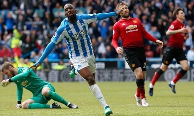 Hòa bạc nhược đội cuối bảng, MU tan mộng Top 4 Premier League