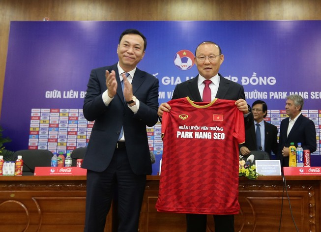 HLV Park Hang-seo: ‘Có người khuyên tôi nên nghỉ ngơi’