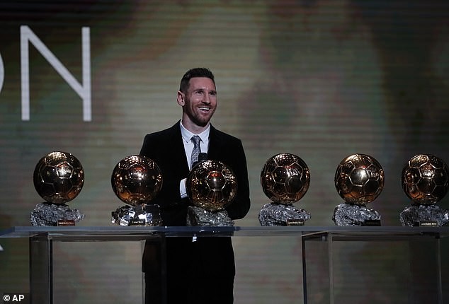 Messi nói gì sau khi giành quả bóng vàng thứ sáu?