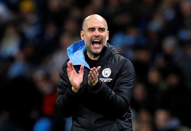 ‘Tôi không đi đâu cả, trừ khi Man. City đuổi tôi’