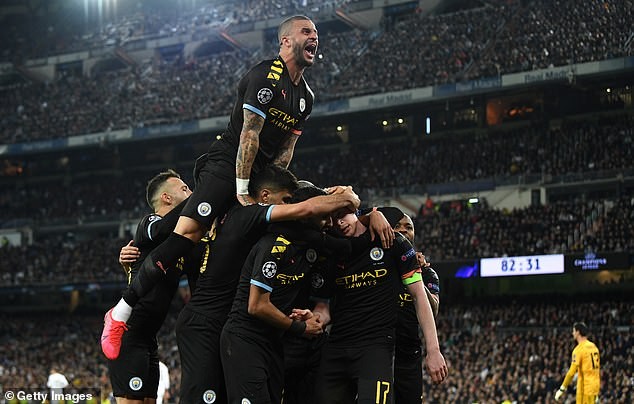 De Bruyne kinh ngạc vì Man City dùng đội hình dự bị thắng Real