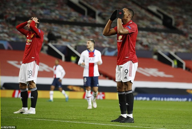 Neymar rực sáng, PSG hạ MU ngay tại Old Trafford