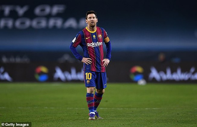Messi thất vọng vì Barca "cầm vàng lại để vàng rơi". ẢNH: GETTY