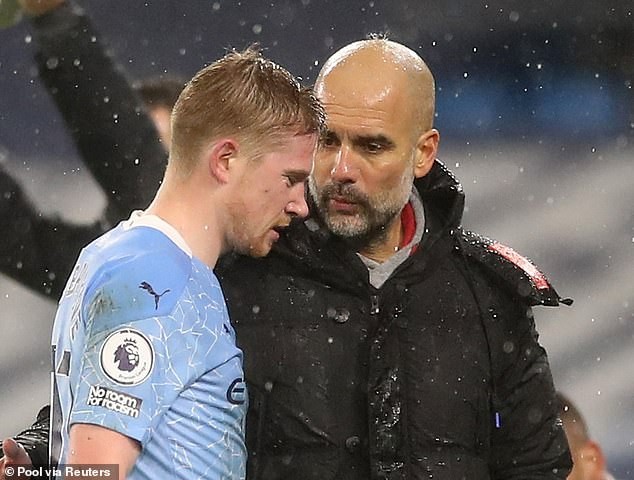 Pep Guardiola mất De Bruyne 4 tuần. ẢNH: REUTERS
