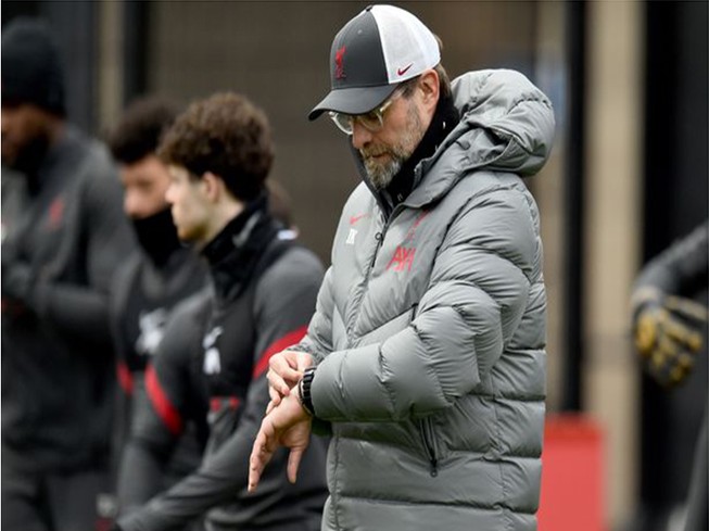 Klopp không còn nhiều thời gian ở Liverpool? ẢNH: DAILY STAR
