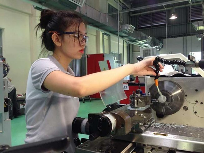Việt Nam 'chạy đà' vào nhóm nước thu nhập trung bình cao