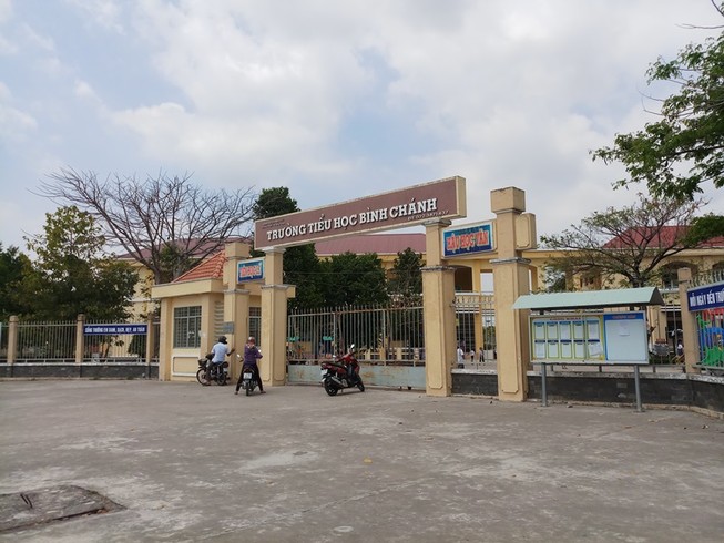 'Thư gửi thầy hiệu trưởng' vụ cô giáo bị bắt quỳ