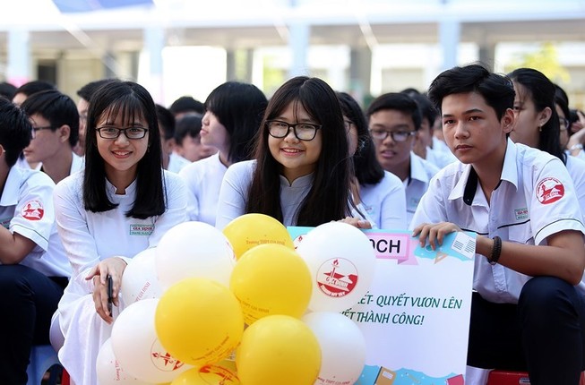 TP.HCM tuyển bổ sung HS vào lớp 10 chuyên