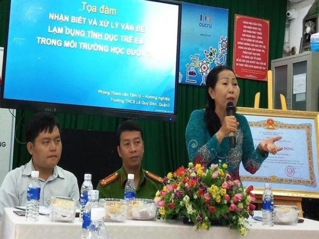 Cách để trẻ bị người thân xâm hại nói ra sự thật