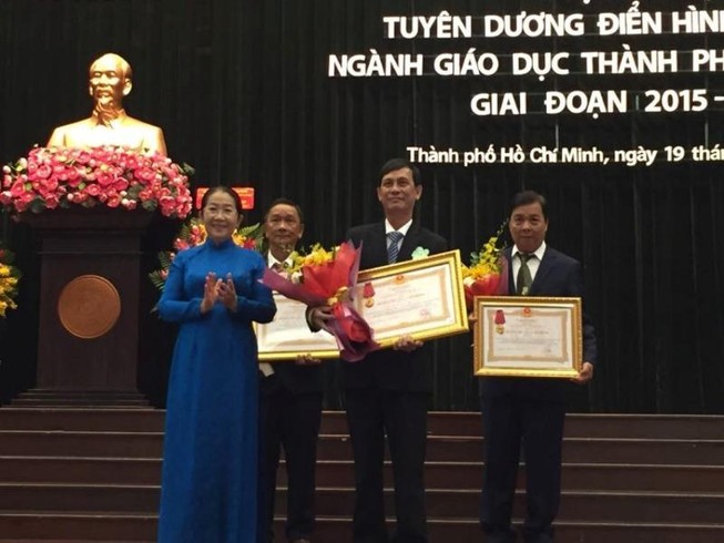 Trao huân chương Lao động hạng Ba cho 3 nhà giáo TP.HCM