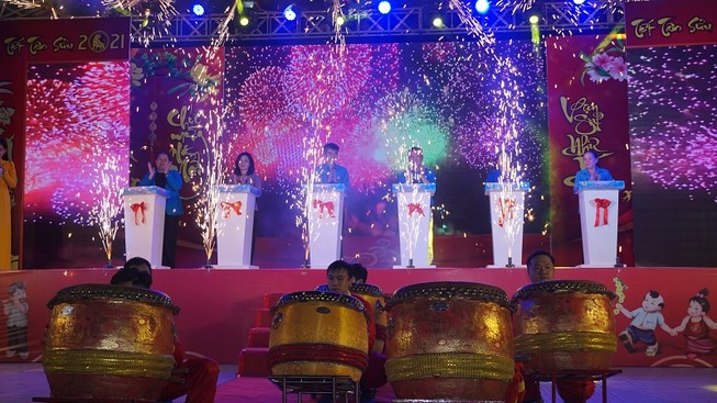 Khai mạc Ngày hội công nhân - phiên chợ nghĩa tình 2021