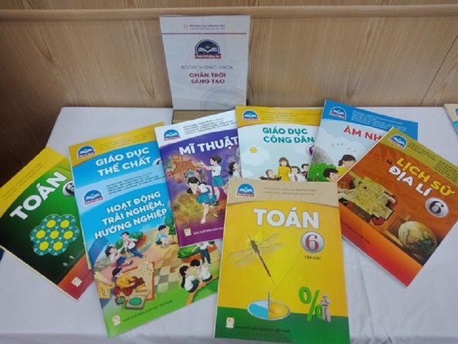 TP.HCM: Trường học hoàn tất việc lựa chọn SGK trước ngày 6-3